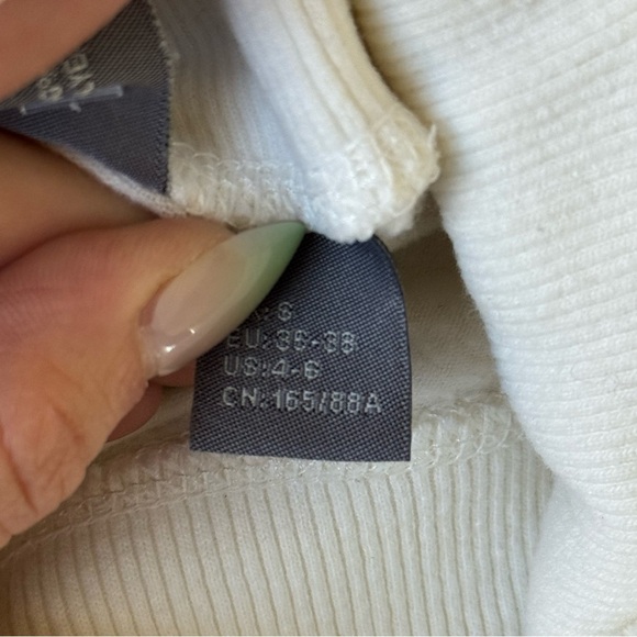 SWEATY BETTY Harmonise Luxe Fleece Pullover Sweatshirt Lily White - Picture 7 of 8